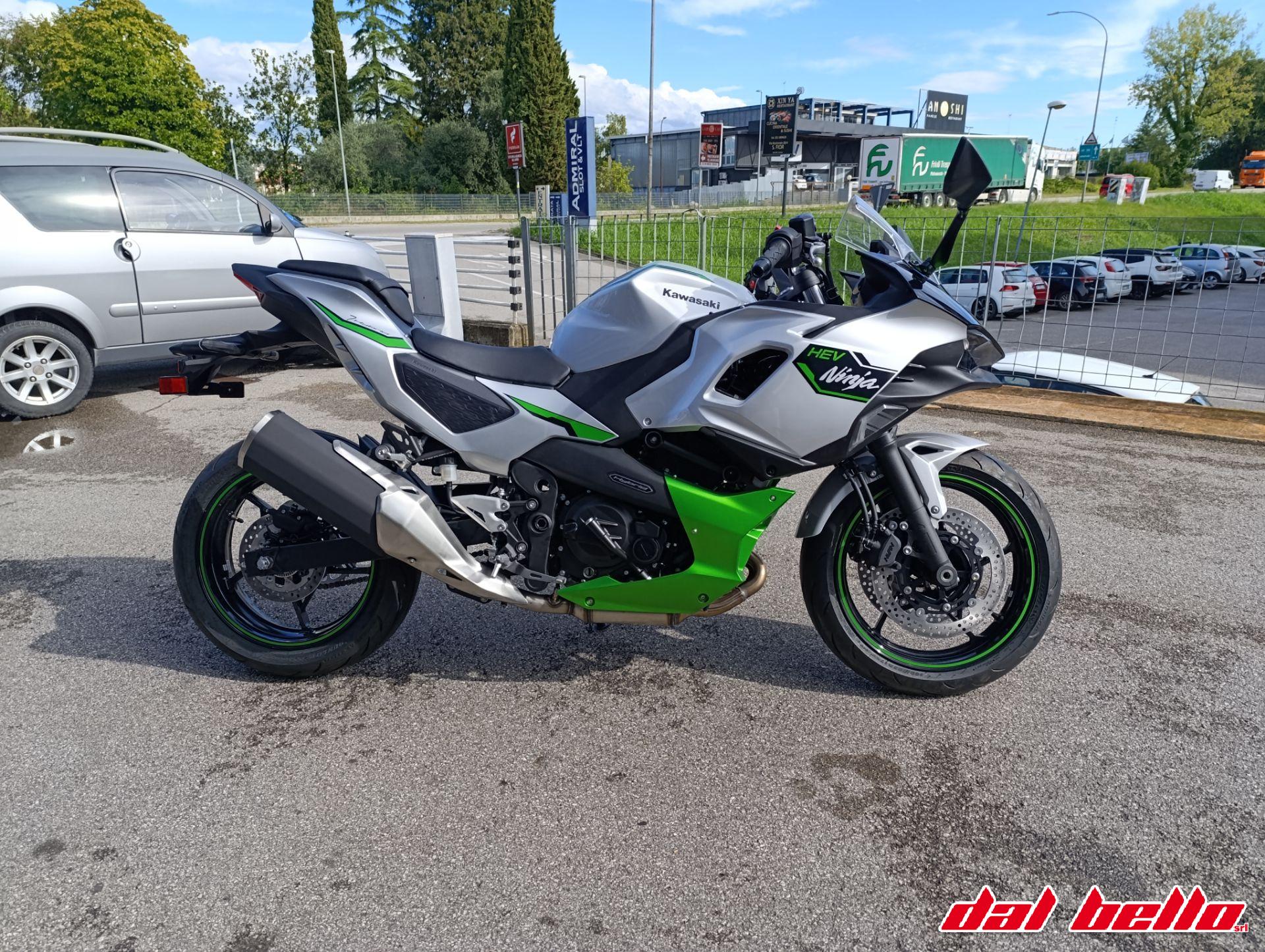 Kawasaki Ninja 7 Hybrid (2024)