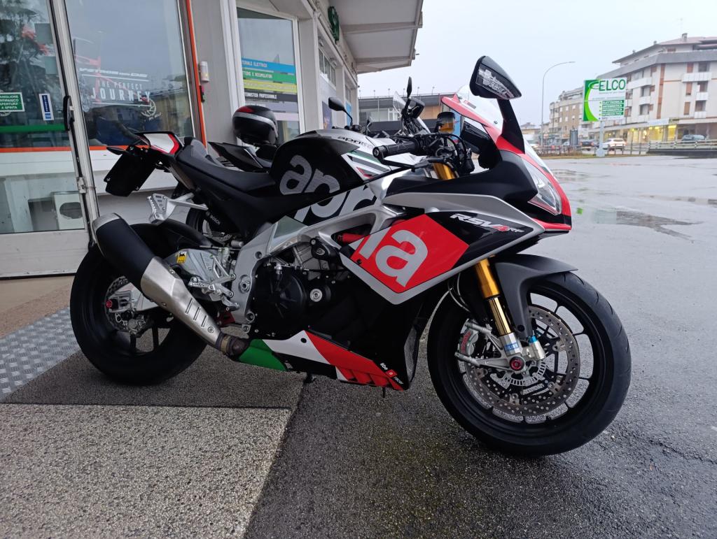 Aprilia RSV4 RF ABS (2015 – 17)
